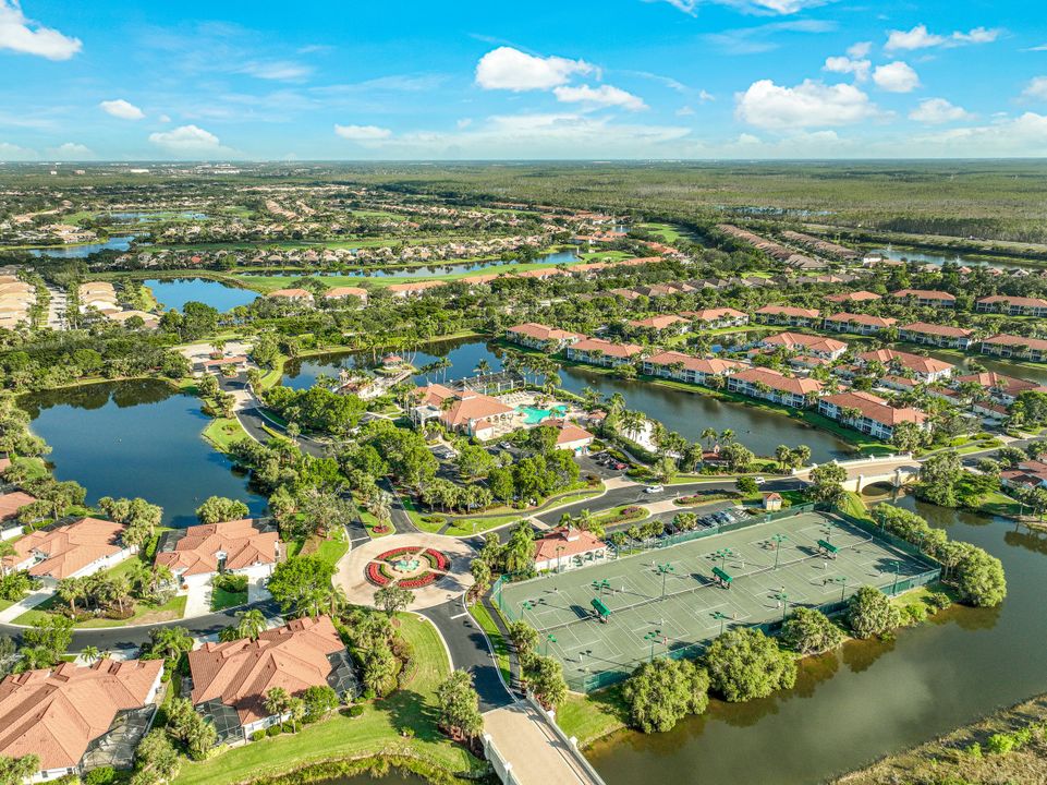 10304 Cape Roman Rd, Bonita Springs, FL 34135