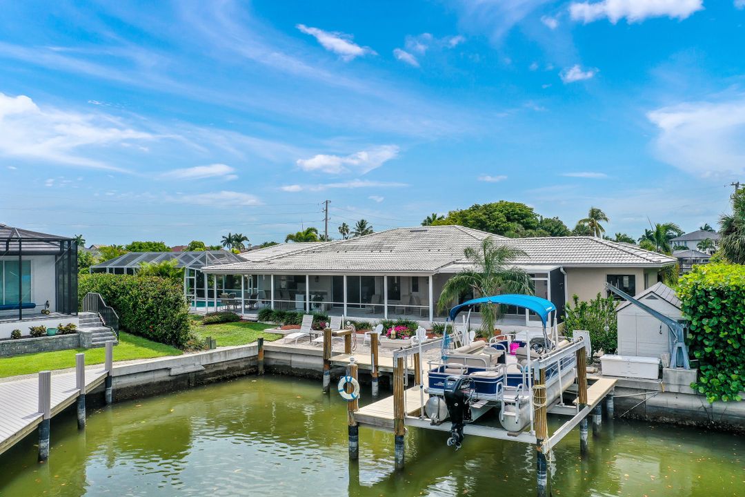 1201 Laurel Ct, Marco Island, FL 34145