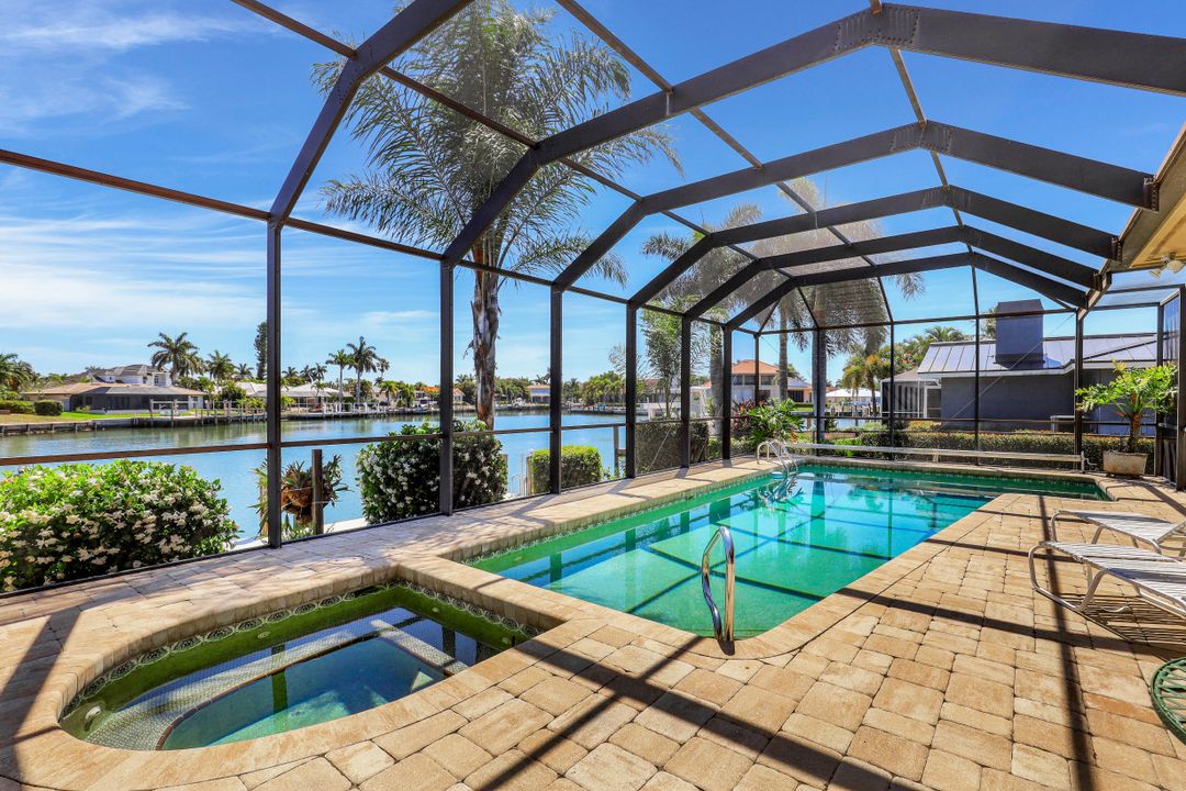 435 Nassau Ct, Marco Island, FL 34145