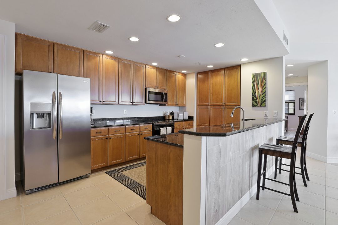 5781 Cape Harbour Dr #1302, Cape Coral, FL 33914