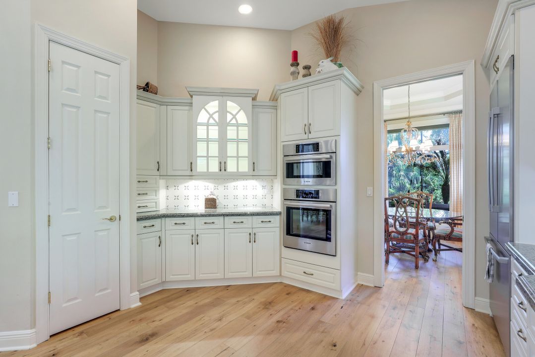 26384 Augusta Creek Ct, Bonita Springs, FL 34134