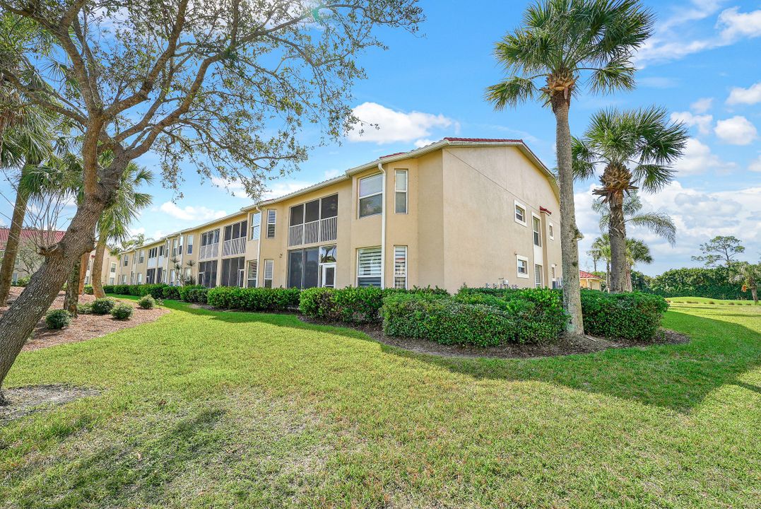 2780 Cypress Trace Cir #2322, Naples, FL 34119