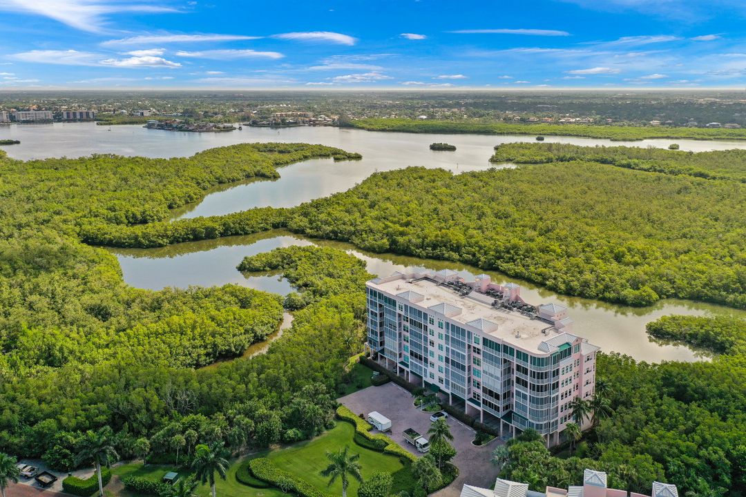 260 Barefoot Beach Blvd #204, Bonita Springs, FL 34134