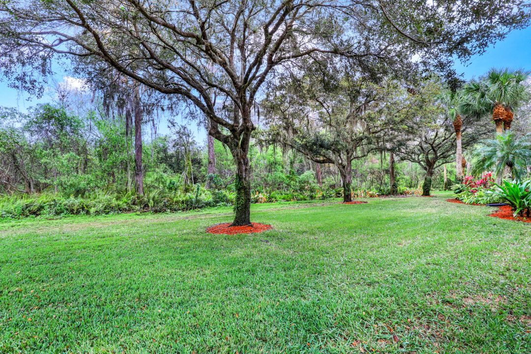 77 Silver Oaks Cir #8101, Naples, FL 34119