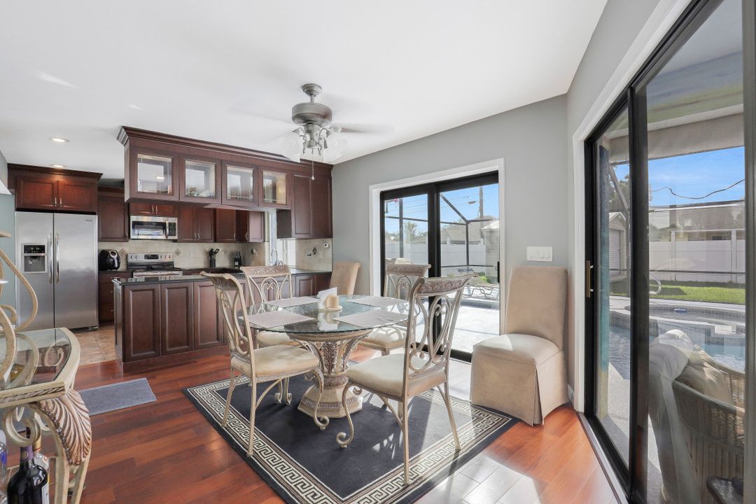 423 SW 39th St, Cape Coral, FL 33914