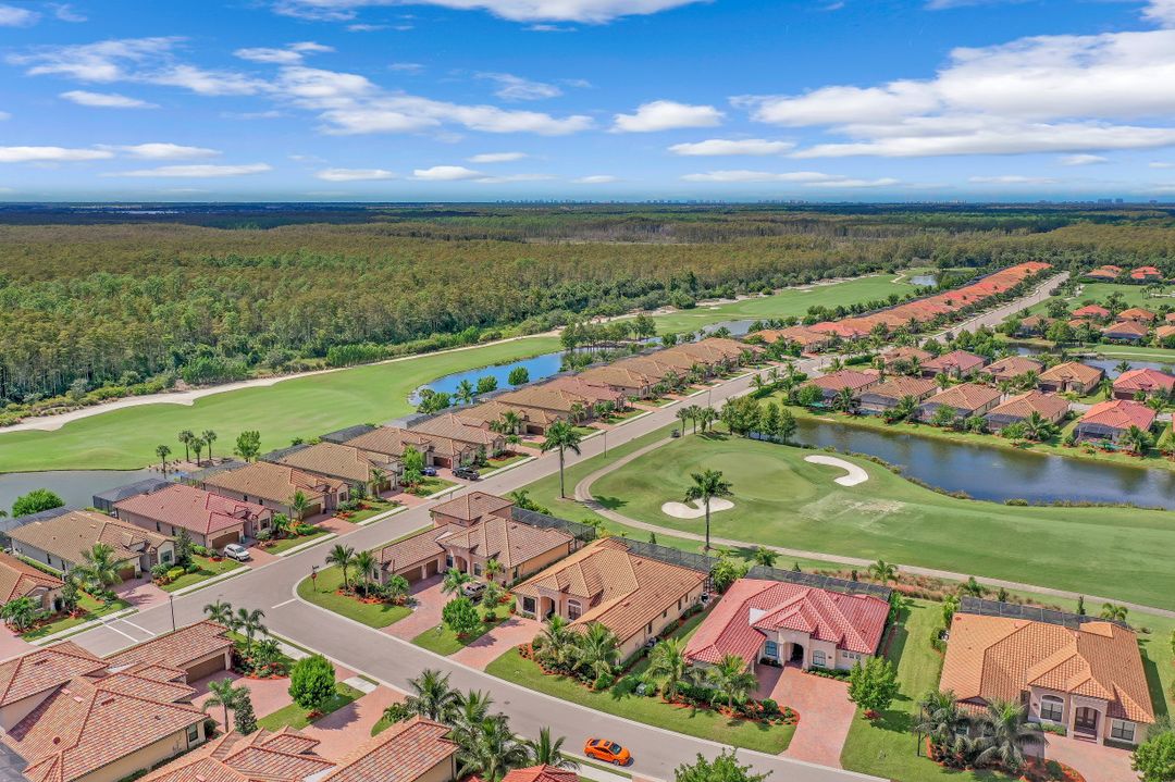 28770 Cavan Ct, Bonita Springs, FL 34135