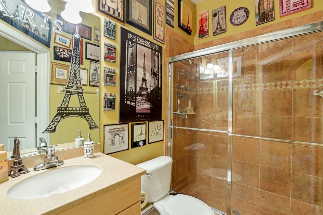 5520 Cheshire Dr, Fort Myers, FL 33912