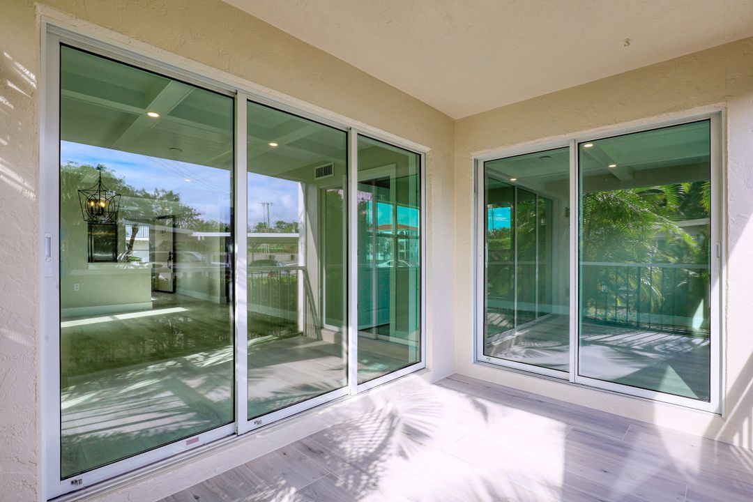 53 High Point Cir W #107, Naples, FL 34103