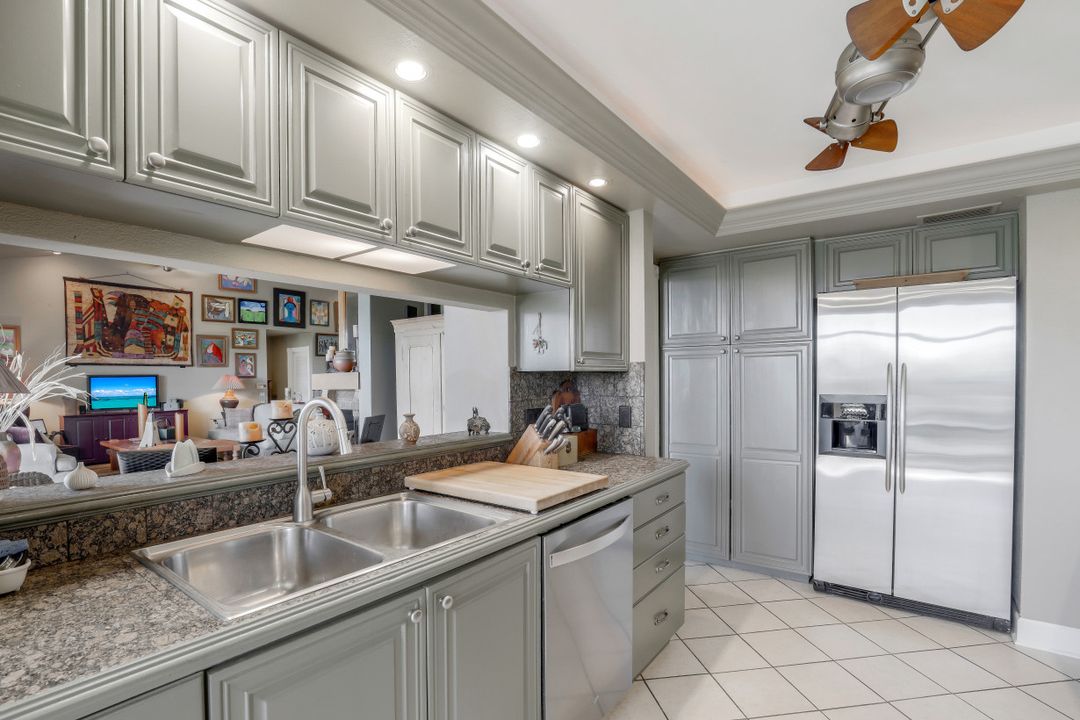 28419 Sombrero Dr, Bonita Springs, FL 34135