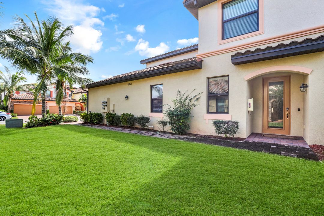 28050 Cookstown Ct #2704, Bonita Springs, FL 34135