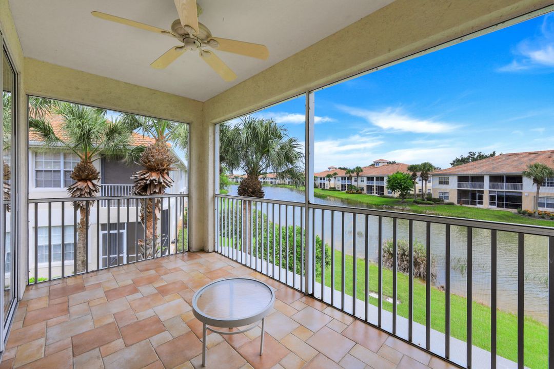 3065 Driftwood Way #4202, Naples, FL 34109