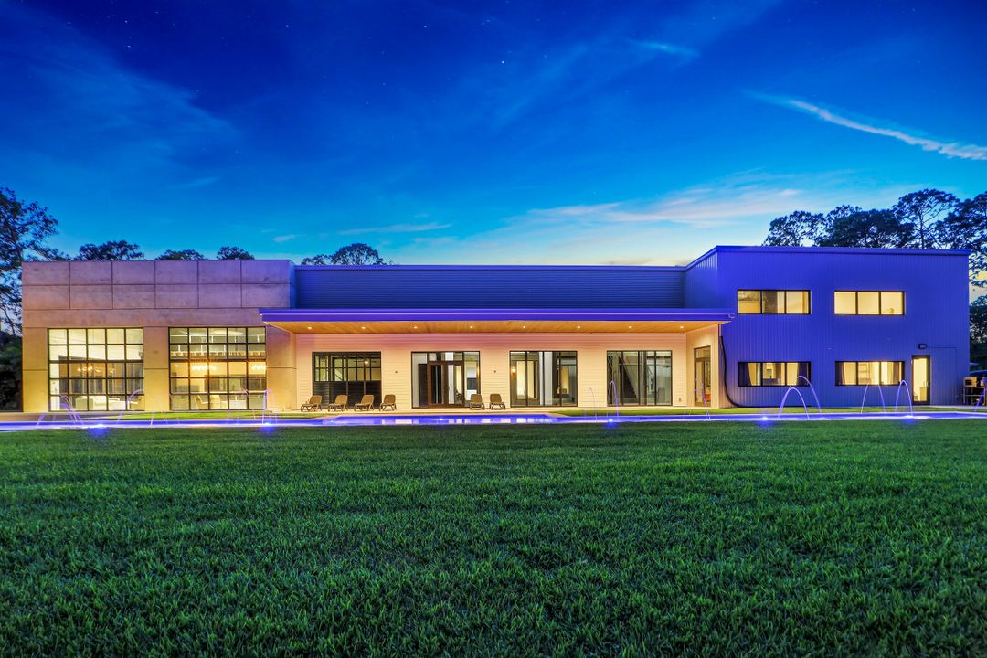 4441 5th Ave NW, Naples, FL 34119