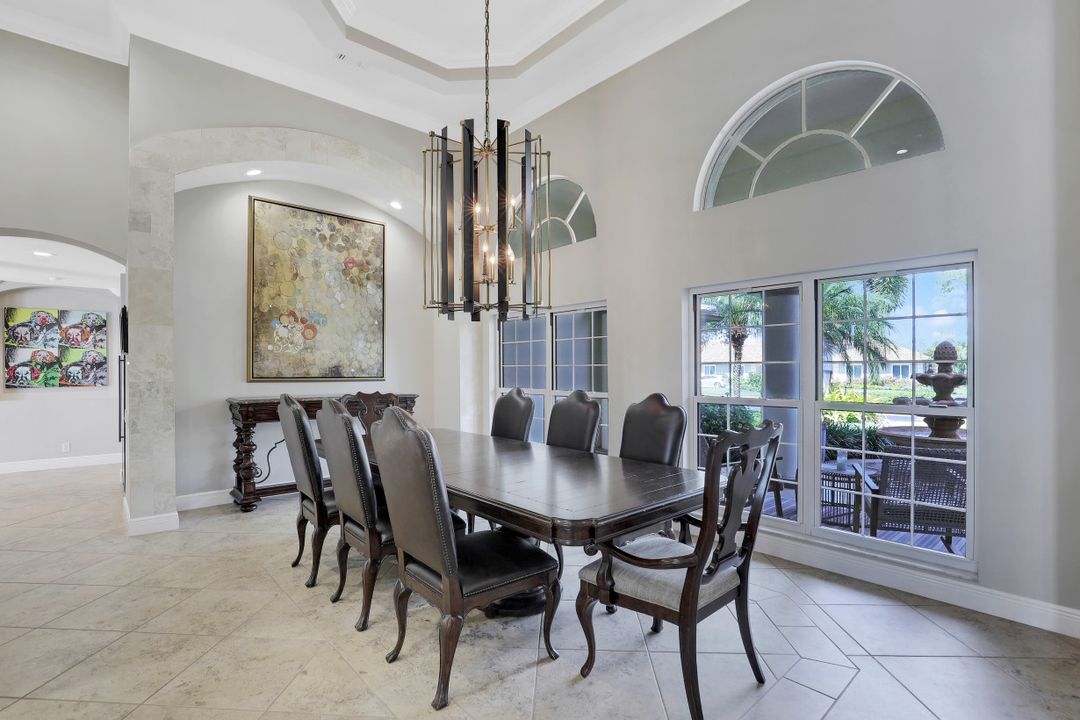 12911 Coco Plum Ln, Naples, FL 34119