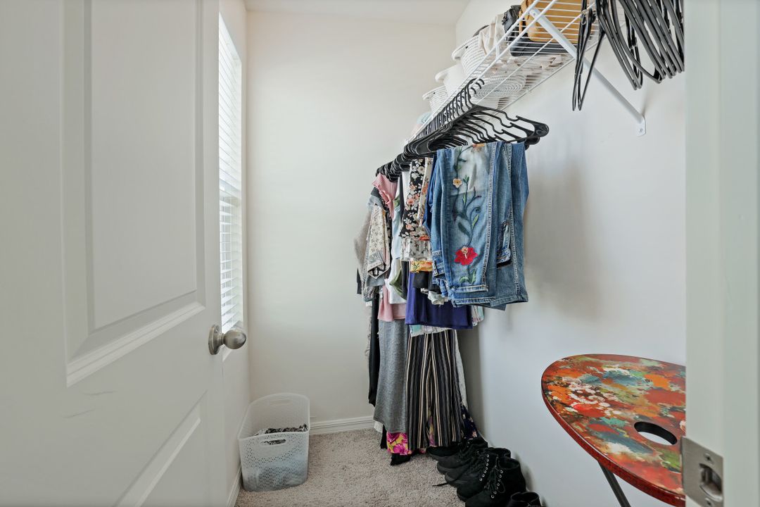 1926 NW 22nd Ave, Cape Coral, FL 33993