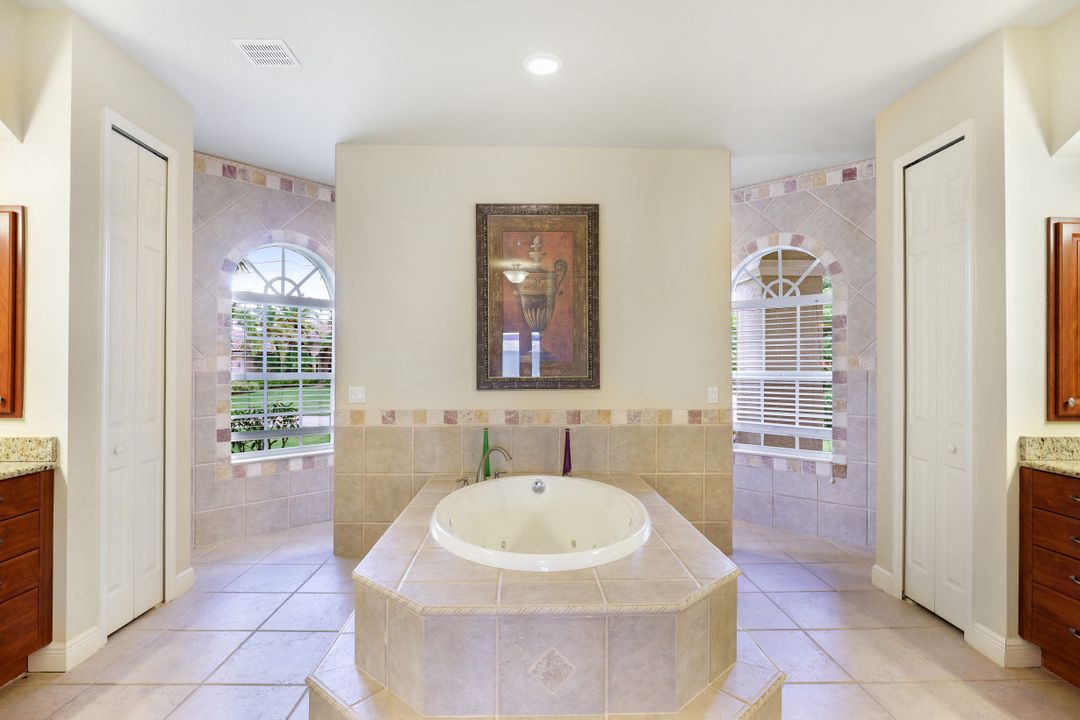 4130 SW 27th Ave, Cape Coral, FL 33914