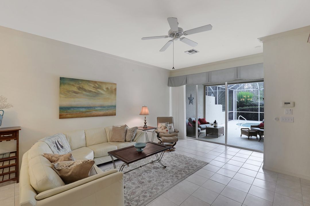 8006 Kilkenny Ct, Naples, FL 34112