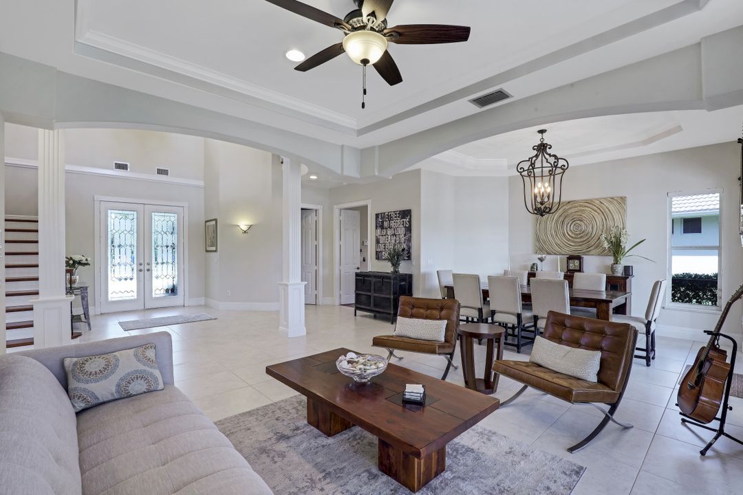 9699 Wilshire Lakes Blvd, Naples, FL 34109