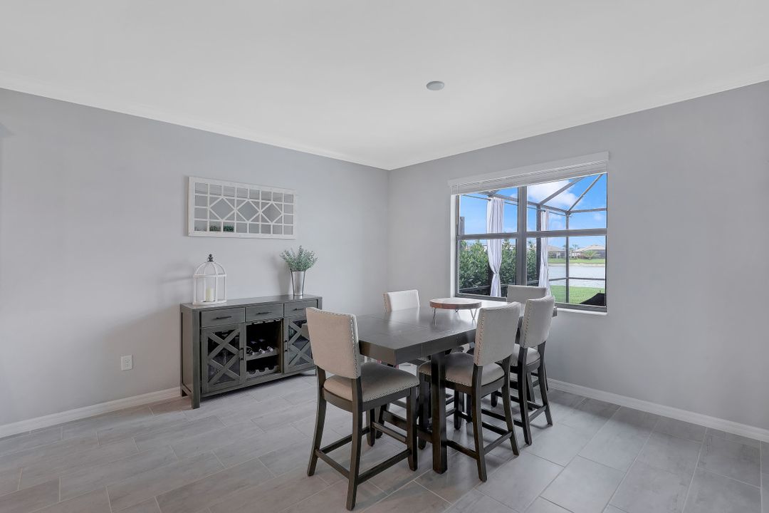 17484 Ashcomb Way, Estero, FL 33928