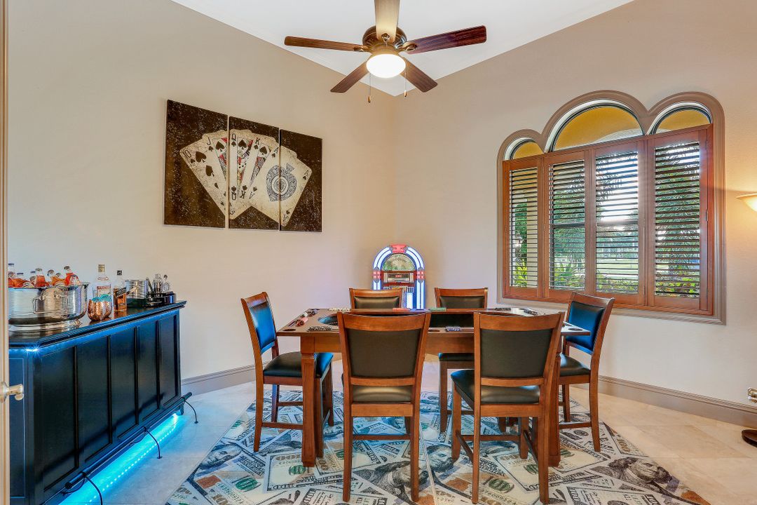 3920 Surfside Blvd, Cape Coral, FL 33914