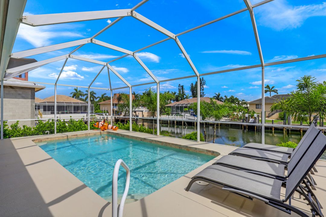 1120 Abbeville Ct, Marco Island, FL 34145