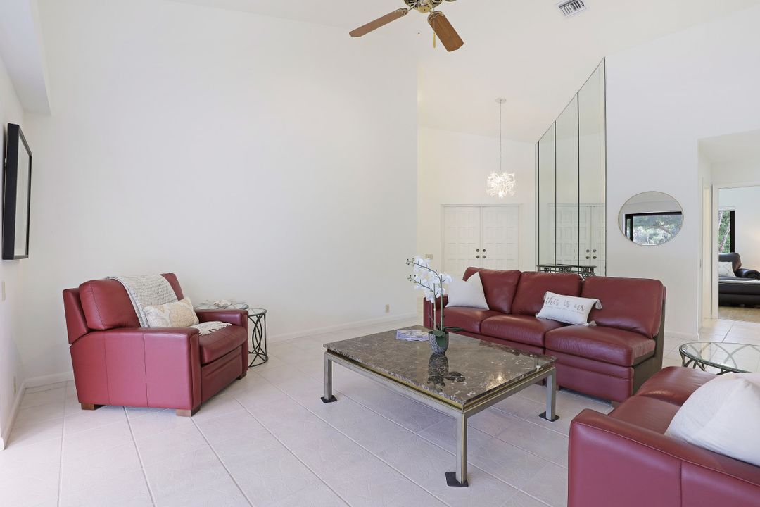 1380 Bald Eagle Dr, Naples, FL 34105