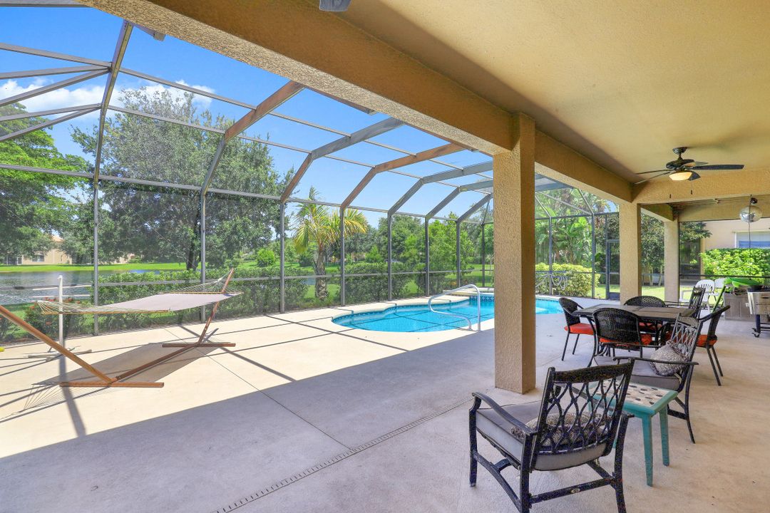 12493 Pebble Stone Ct, Fort Myers, FL 33913