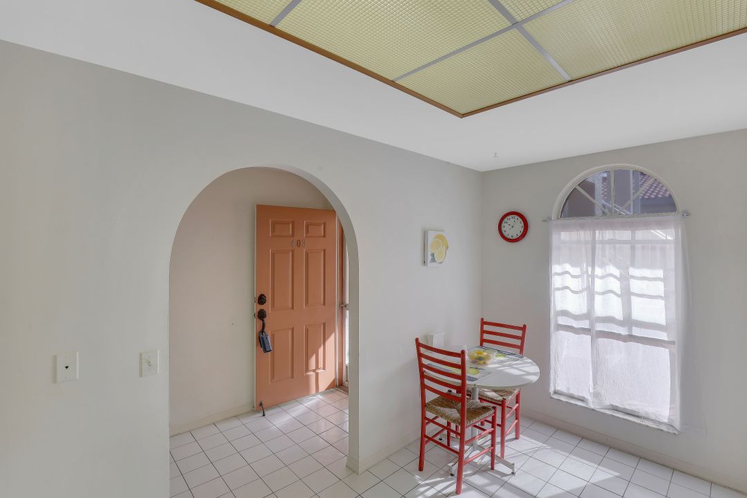 595 Mardel Dr #403, Naples, FL 34104