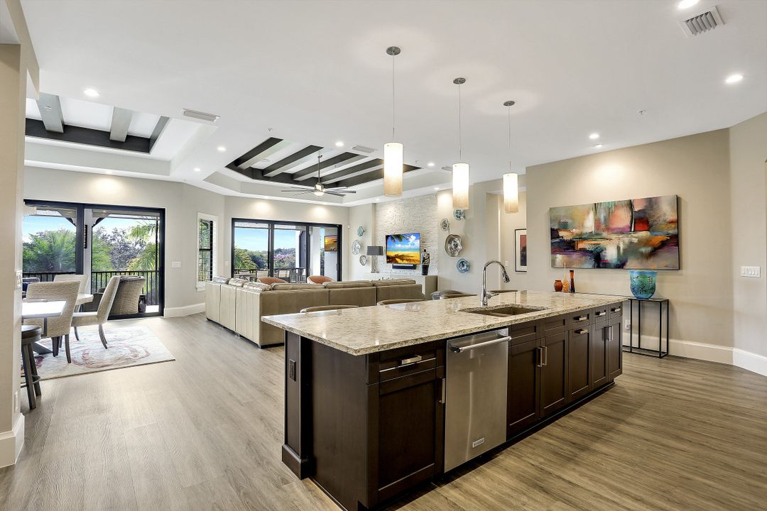 16358 Corsica Way #201, Naples, FL 34110