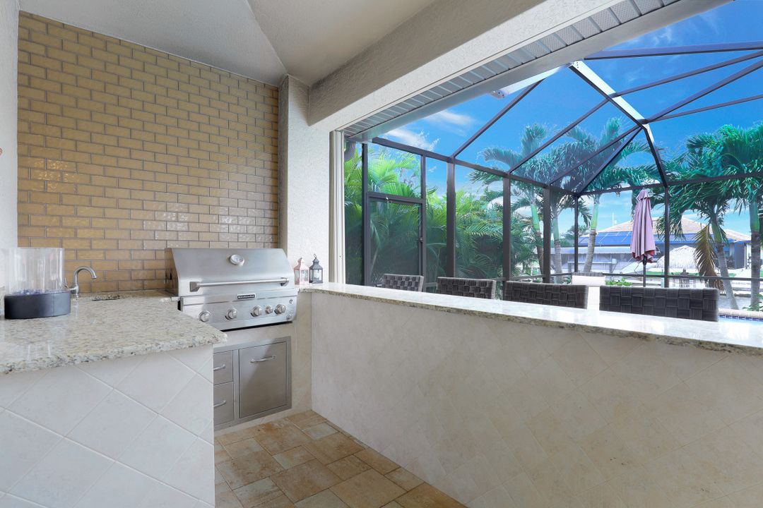 4330 SW 19th Pl, Cape Coral, FL 33914