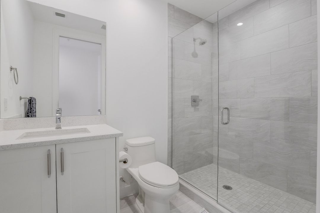 1111 Central Ave #416, Naples, FL 34102