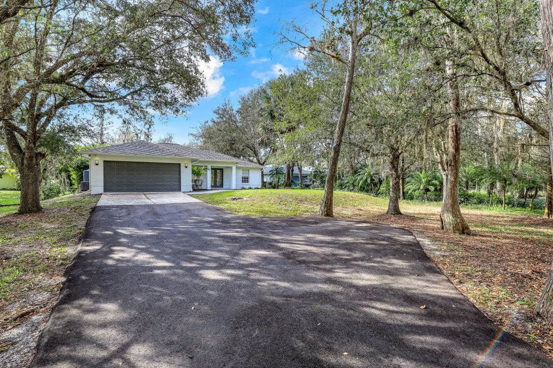 5754 Lancewood Way, Naples, FL 34116