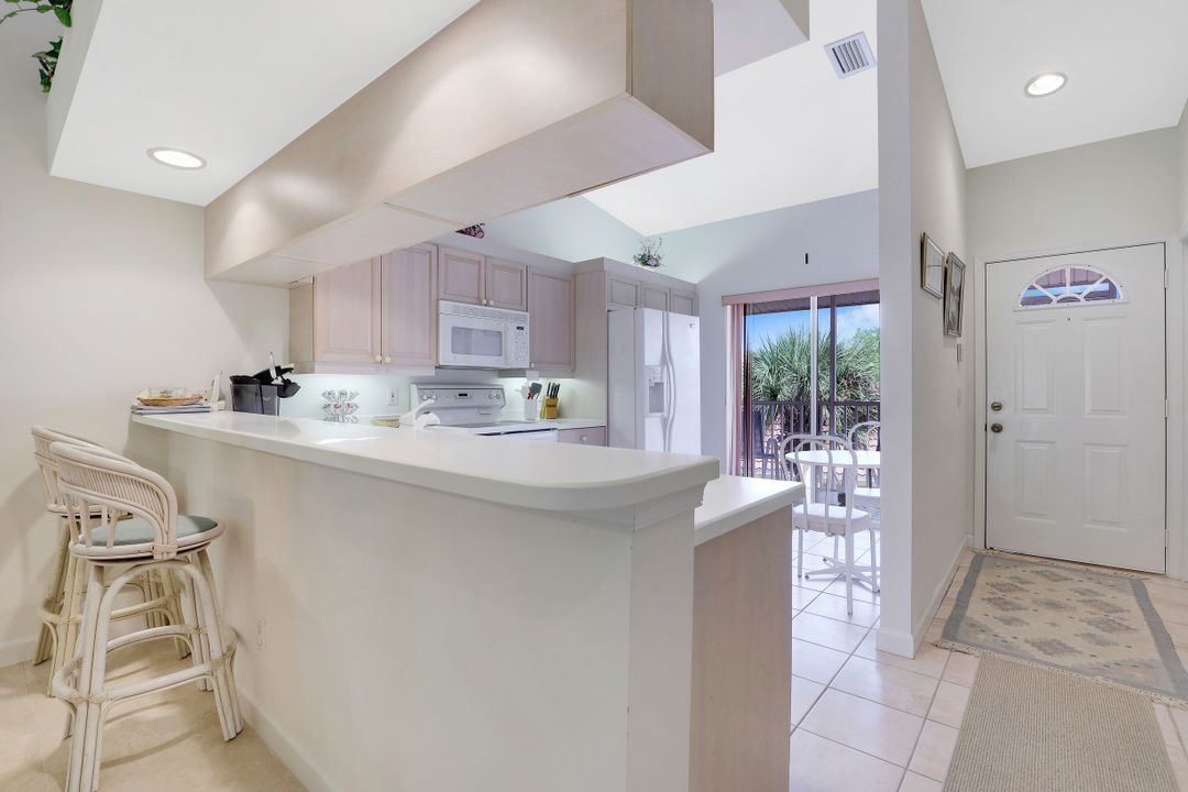 1650 Windy Pines Dr #8, Naples, FL 34112