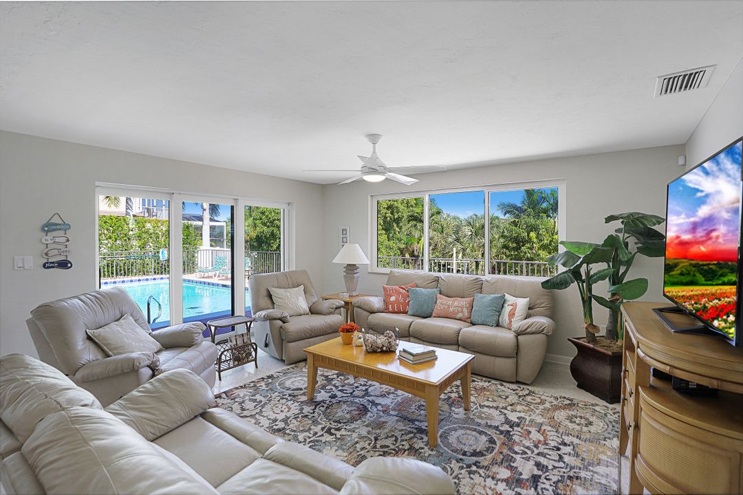 1636 Ludlow Rd, Marco Island, FL 34145