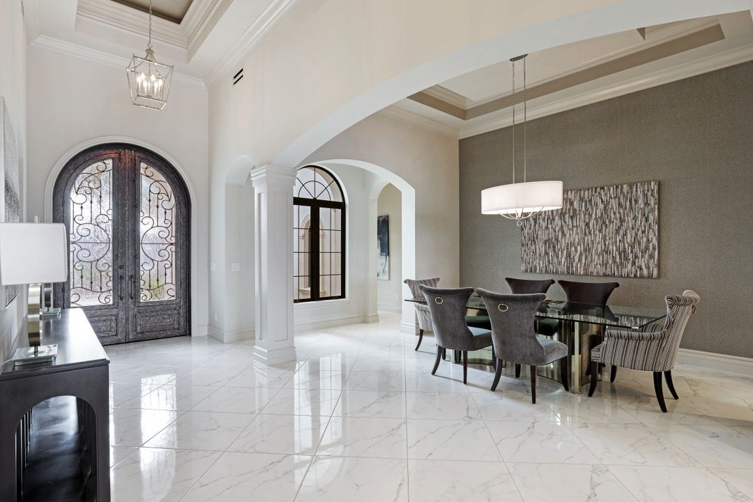 16459 Seneca Way, Naples, FL 34110