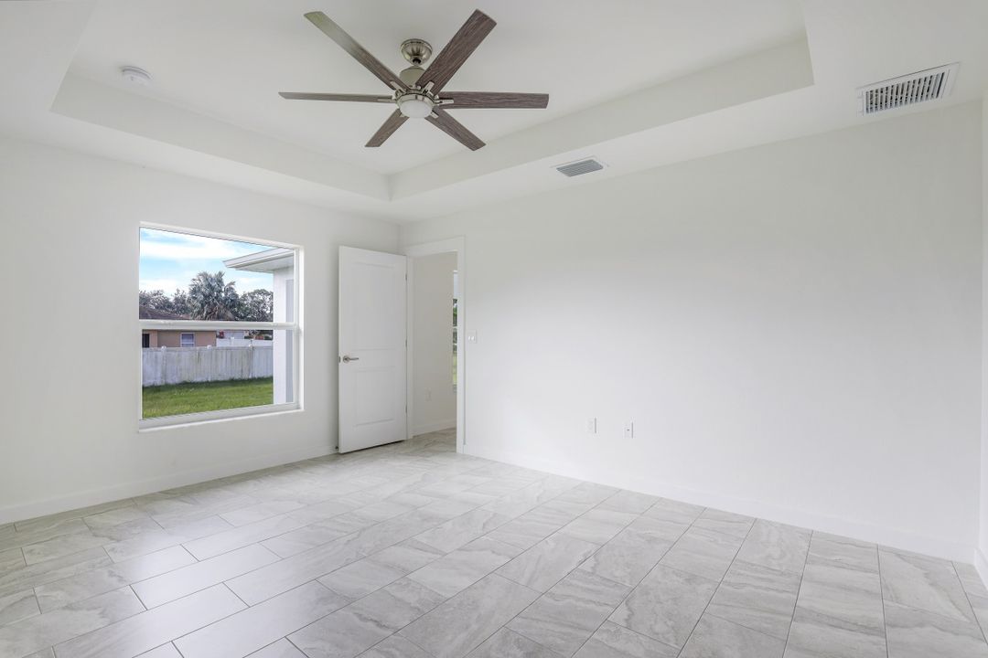 2503 50th St SW, Lehigh Acres, FL 33976