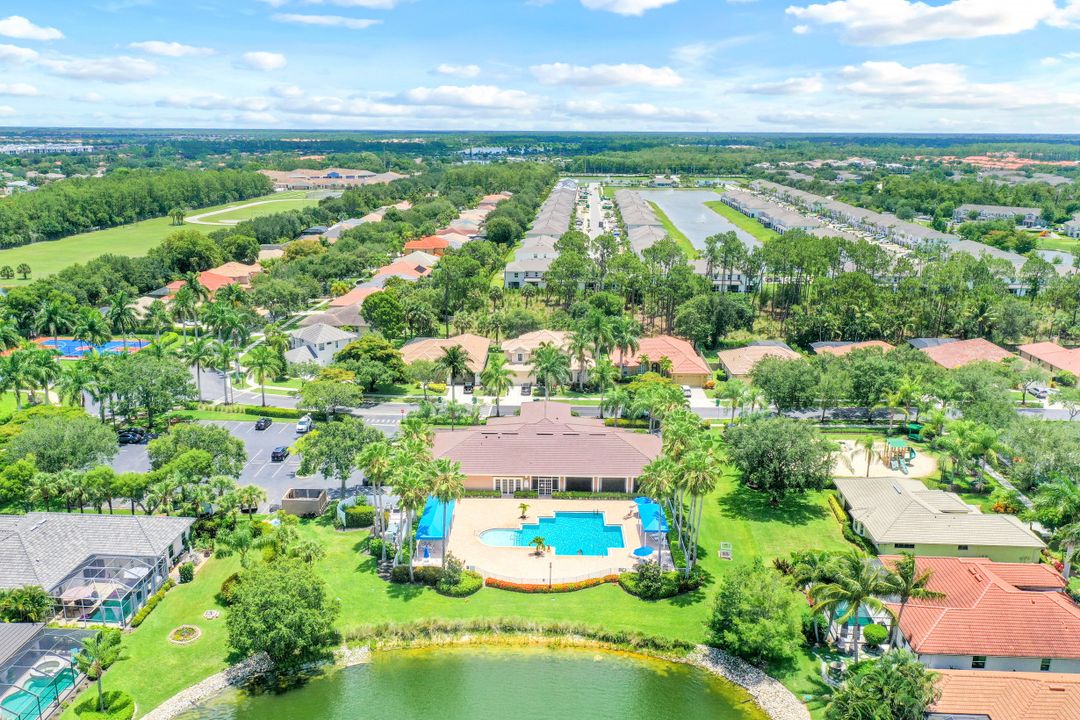 14849 Fripp Island Ct, Naples, FL 34119