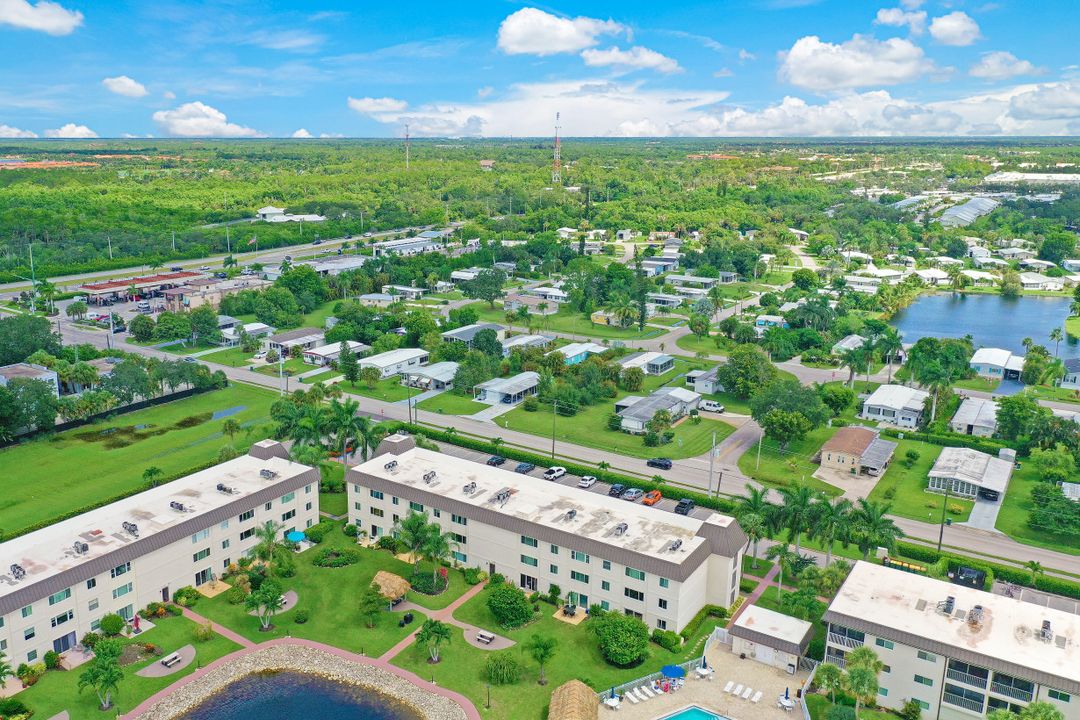 1010 Manatee Rd #B201, Naples, FL 34114