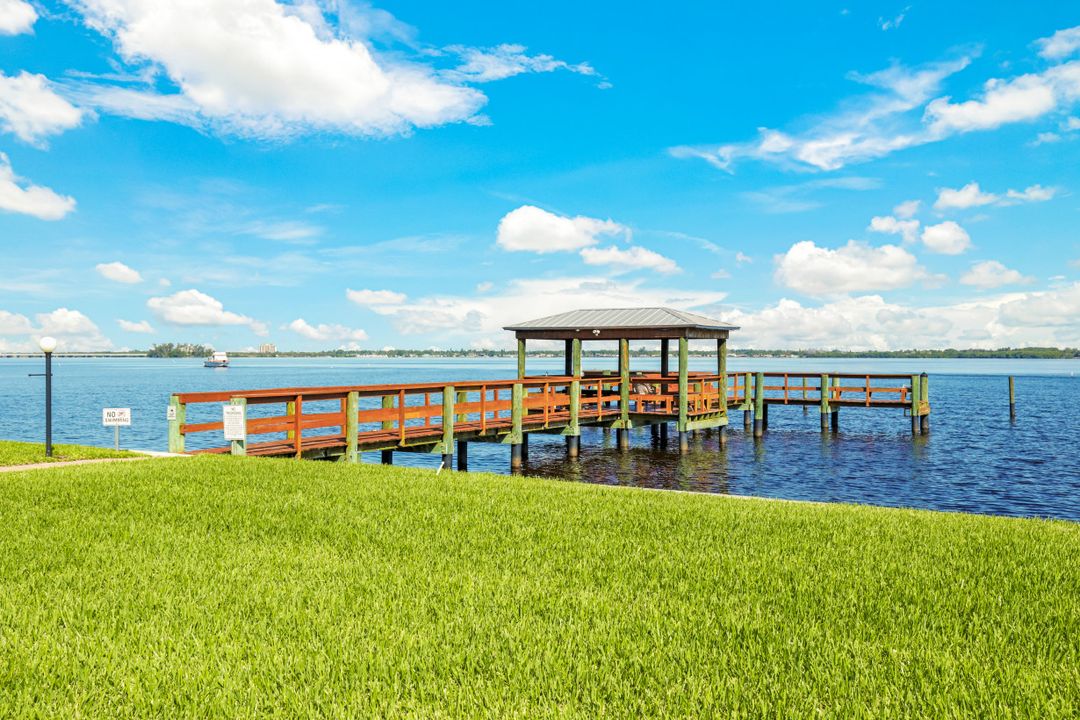 3225 E Riverside Dr #12A, Fort Myers, FL 33916