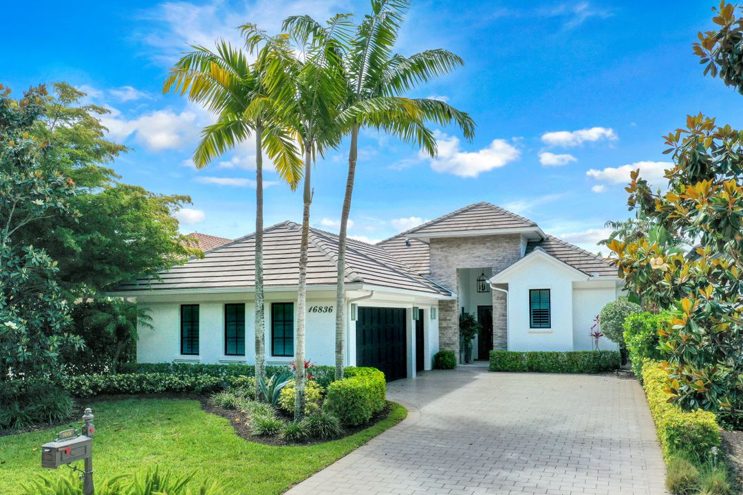 16836 Brightling Way, Naples, FL 34110