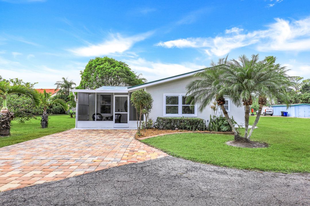 27830 Michigan St, Bonita Springs, FL 34135