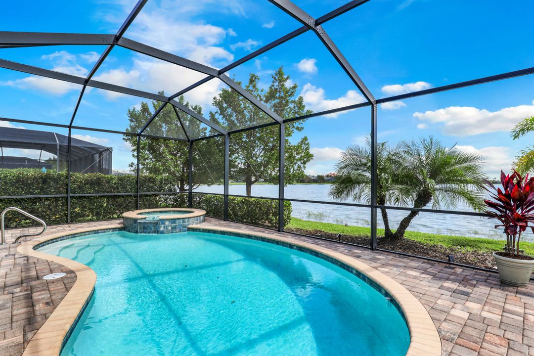 16479 Bonita Landing Cir, Bonita Springs, FL 34135