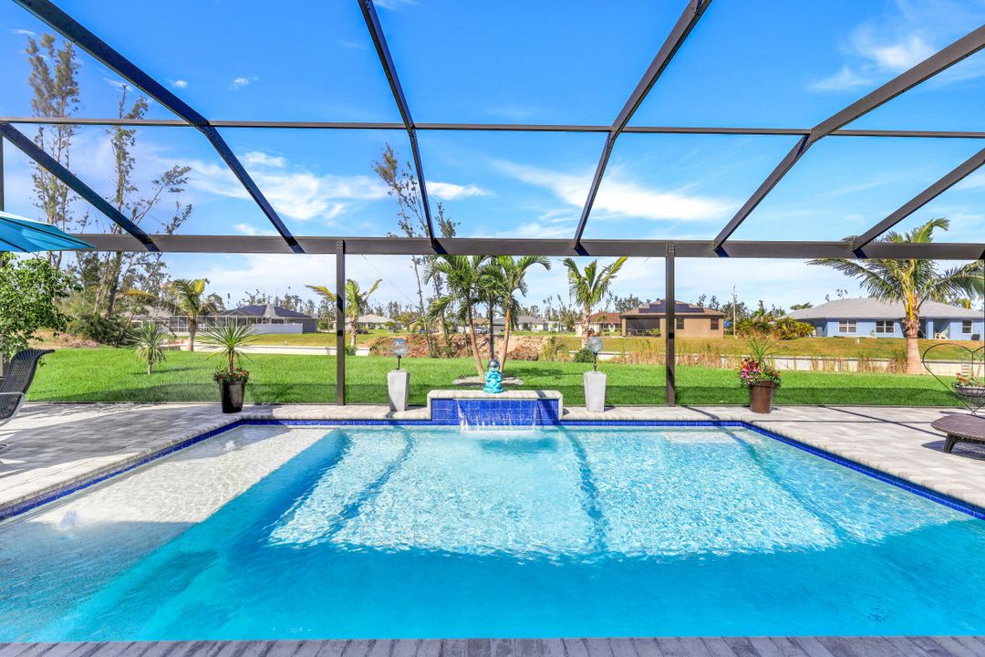 1833 SW 11th Terrace, Cape Coral, FL 33991