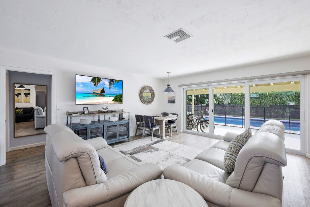 1181 Fourwinds Ave, Marco Island, FL 34145