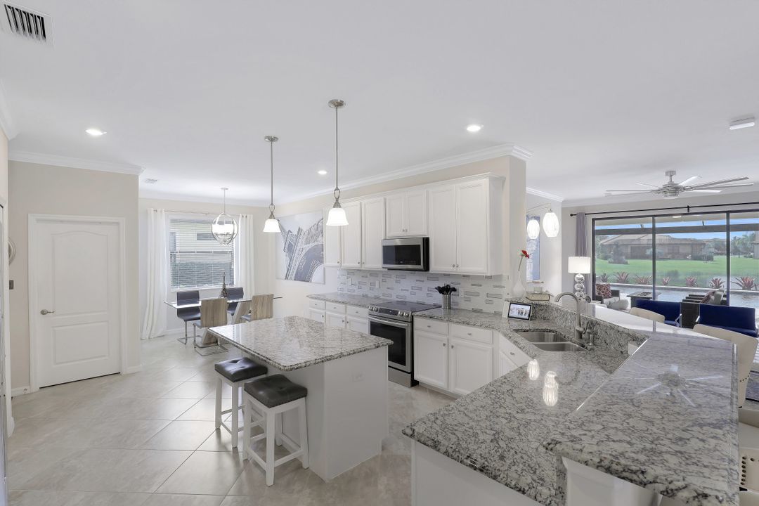 4580 Tamarind Way, Naples, FL 34119