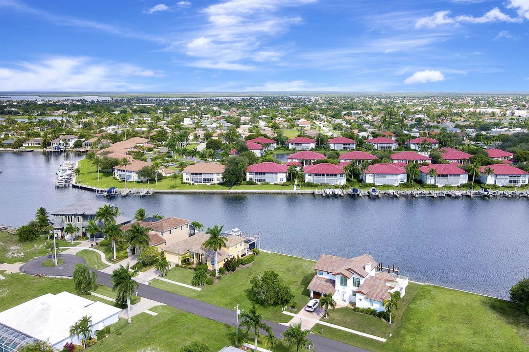 129 S Seas Ct, Marco Island, FL 34145