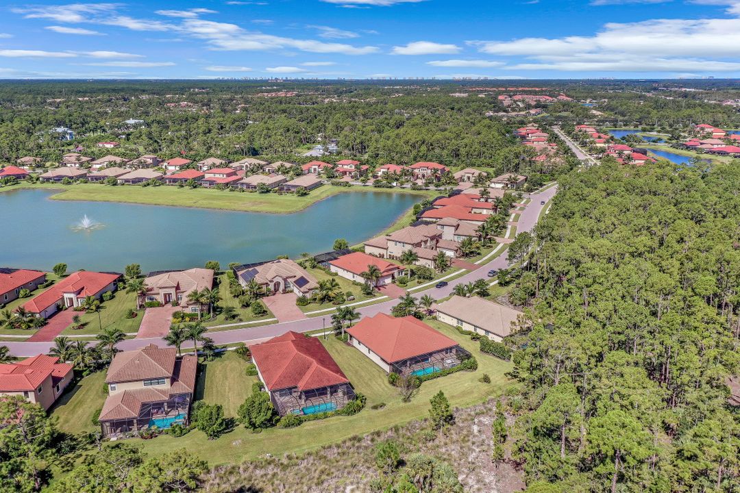 1527 Mockingbird Dr, Naples, FL 34120