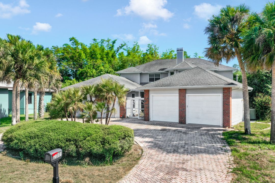 20801 Groveline Ct, Estero, FL 33928