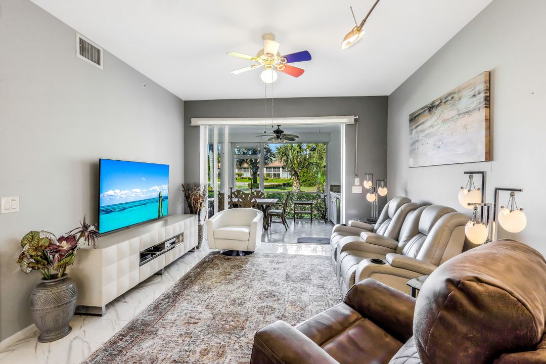 2365 Bayou Ln #3, Naples, FL 34112