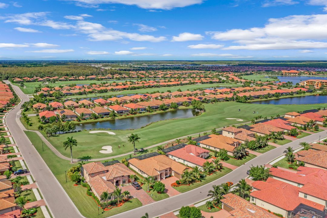 28770 Cavan Ct, Bonita Springs, FL 34135