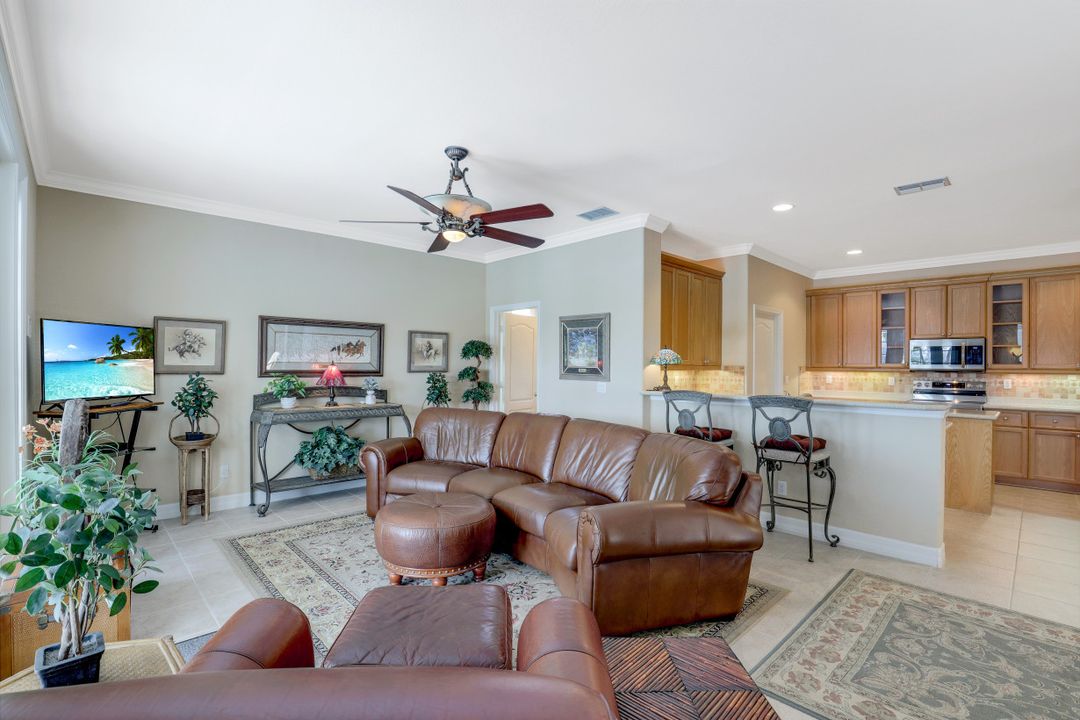 8709 Paseo De Valencia St, Fort Myers, FL 33908